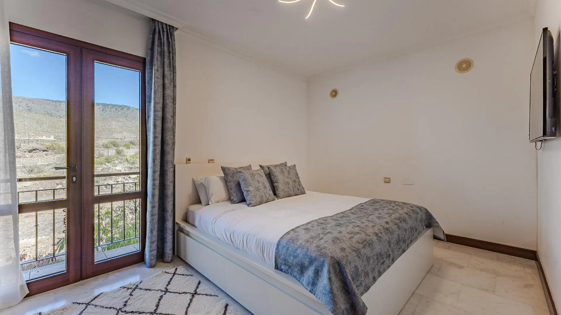 Villa Juliet Costa Adeje